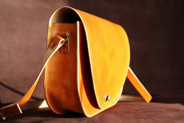sac, sac à main, Le Généreux, 3/4 face, cuir, cuir à tannage végétal, artisanat, l'Âge du Cuir, France