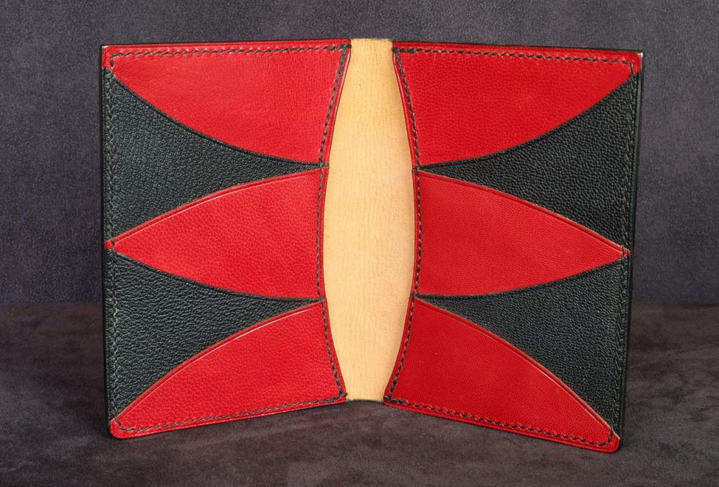 porte carte le Birdy, tannage végétal, fin, artisanat français, éthique et responsable, l'Âge du Cuir