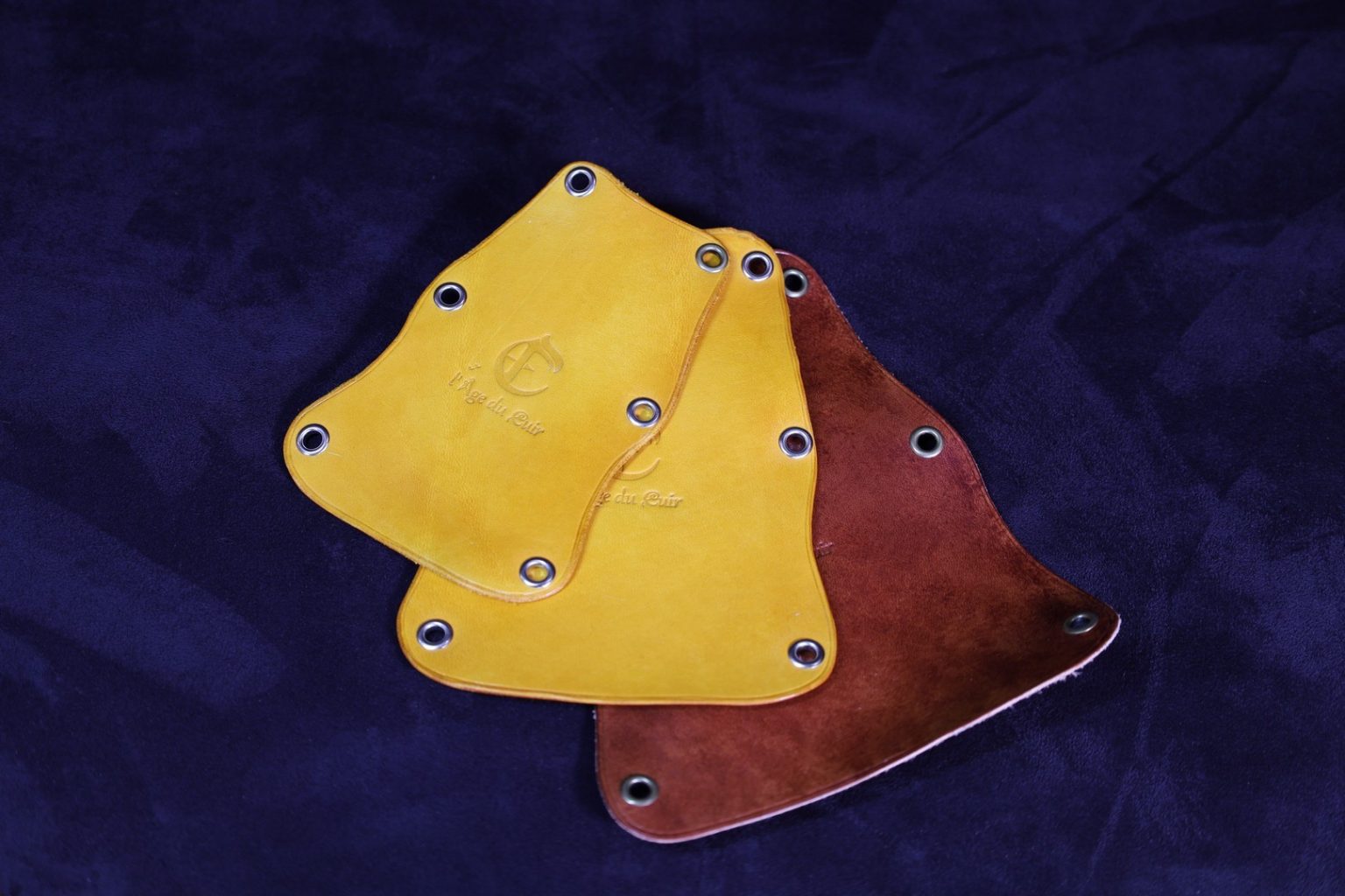 Protège-bras de tir à l'arc traditionnel tendance en cuir souple fait à la main