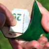 porte monnaie triangle vert détail