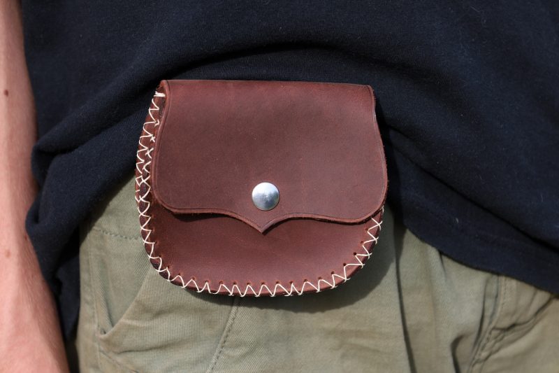 porte-monnaie escarcelle ceinture cuir nourris, cuir végétal, l'âge du cuir, maroquinerie artisanale, dordogne, france