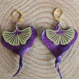 Boucles d’oreilles grandes feuilles de ginkgo violettes