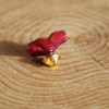 pins fleur rouge, cuir végétal, l'âge du cuir, maroquinerie artisanale, dordogne, france