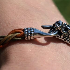 bracelet dragon, cuir végétal, l'âge du cuir, maroquinerie artisanale, dordogne, france