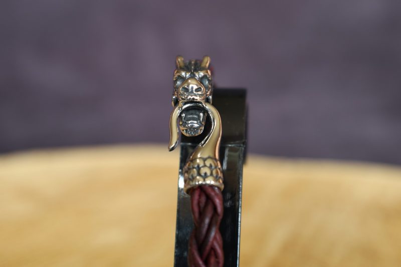 bracelet dragon, cuir végétal, l'âge du cuir, maroquinerie artisanale, Dordogne, France