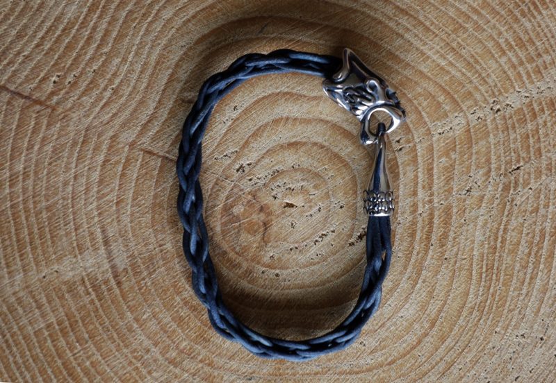 bracelet homme cuir tressé tigre noir, cuir végétal, l'âge du cuir, maroquinerie artisanale, Dordogne, France