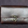 sacoche ceinture spacieuse, tannage végétal, l'âge du cuir, maroquinerie artisanale éthique et responsable, Dordogne, France