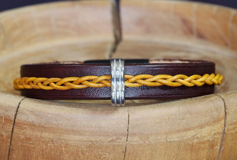 bracelet viking acajou jaune perle triple Skoglys, tannage végétal, l'âge du cuir, maroquinerie artisanale éthique et responsable, Dordogne, France