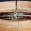 bracelet viking acajou vert perle tressée Lindbånd, tannage végétal, l'âge du cuir, maroquinerie artisanale éthique et responsable, Dordogne, France