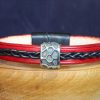bracelet viking rouge noir perle carrelée Jarðeldr, tannage végétal, l'âge du cuir, maroquinerie artisanale éthique et responsable, Dordogne, France