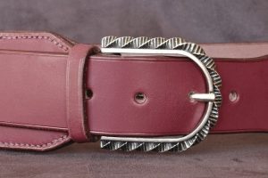 boucle ceinture zamac iséa, tannage végétal, l'Âge du Cuir, maroquinerie artisanale éthique et responsable, Dordogne, France