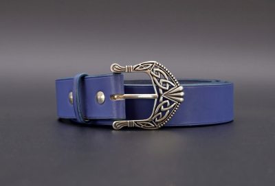 ceinture bleu femme Kalista, cuir tannage végétal, l'Âge du Cuir, maroquinerie artisanale éthique et responsable, France