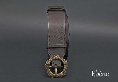 ceinture femme Floraquine, ébène, tannage végétal, l'Âge du Cuir, maroquinerie artisanale éthique et responsable, fabrication française, Dordogne