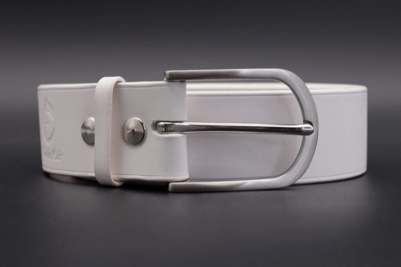 ceinture blanche Alba, tannage végétal, l'Âge du Cuir, maroquinerie artisanale éthique et responsable, fabrication française, Dordogne